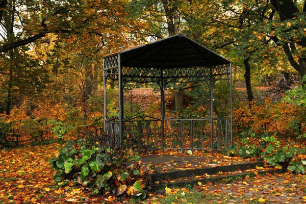 Aluminum Gazebo Assembly
